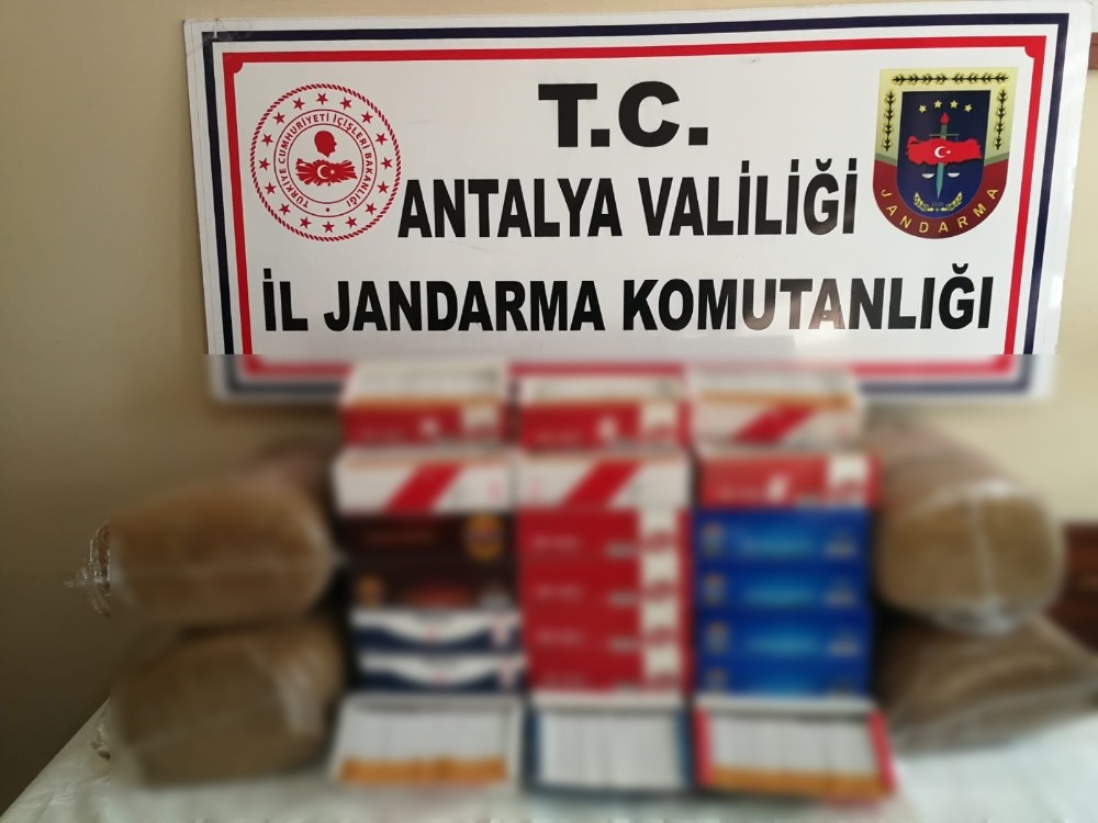 Antalya’da jandarmadan açıkta tütün satanlara ceza