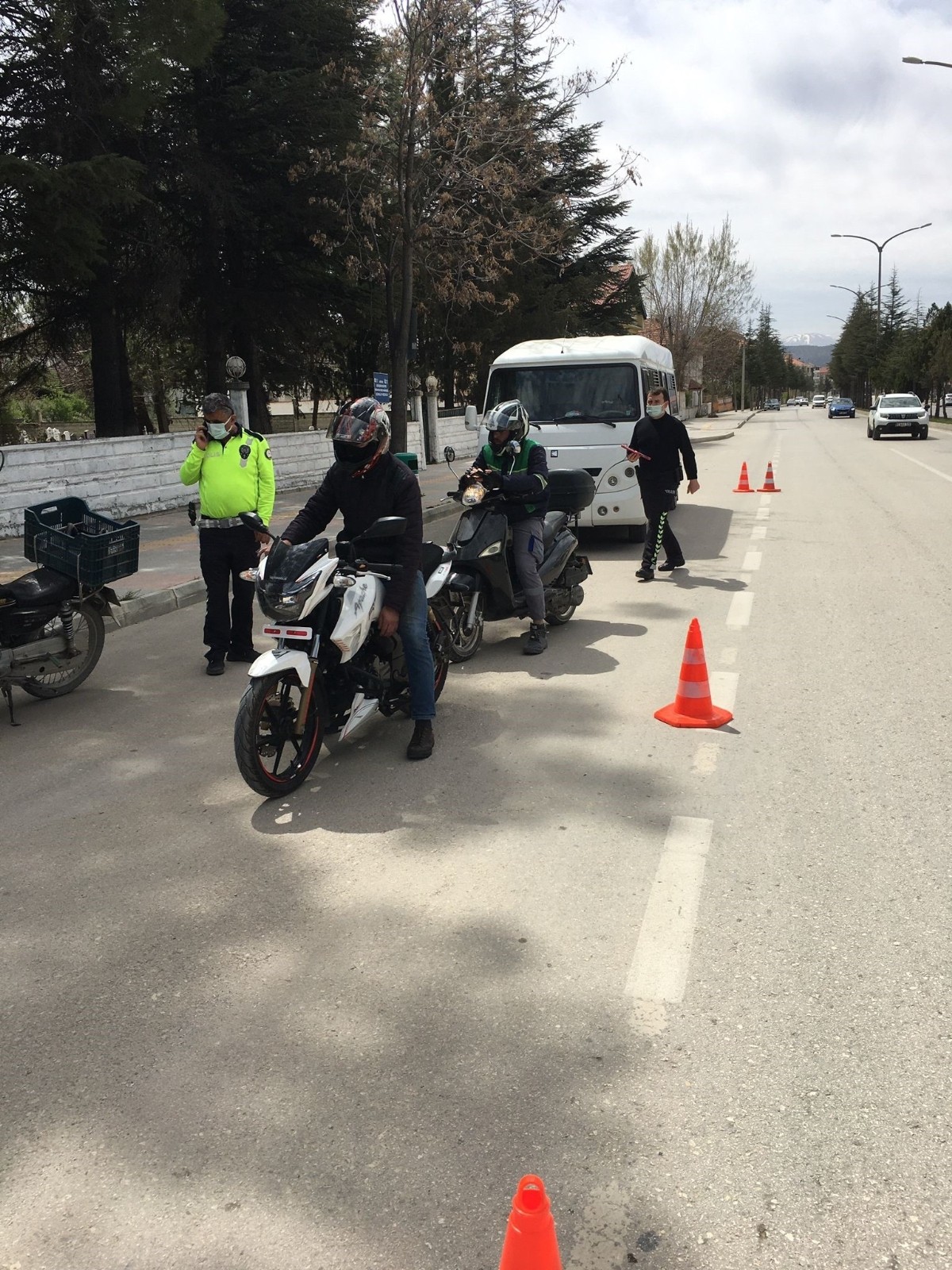 Polis ekiplerinden motosiklet denetimi
