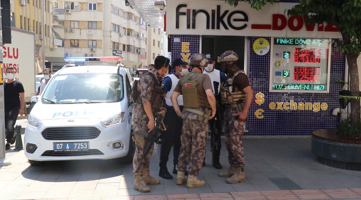Polisin Antalya’da ortalığı hareketlendiren ’Panter Operasyonu’ tatbikatı