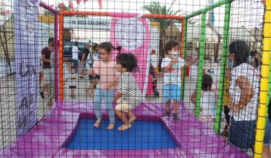 Uluslararası Çocuk Festivali bilgilendirmeye ve eğlendirmeye devam ediyor