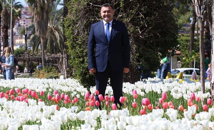 Başkan Yücel, Alanya halkının bayramını kutladı