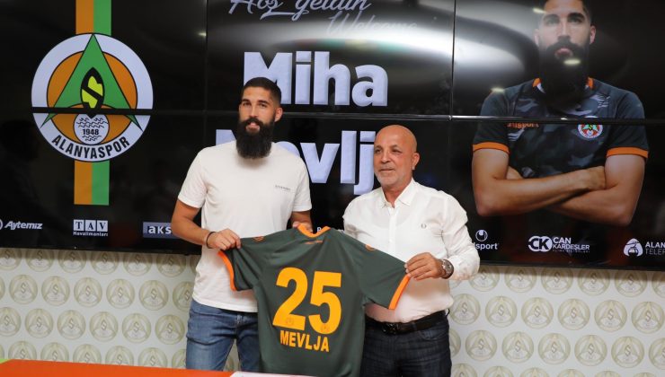Alanyaspor, Slovenyalı stoperle ile 3 yıllık sözleşme imzaladı
