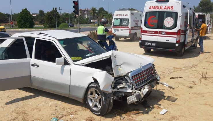 4 aracın karıştığı kazada 6 kişi yaralandı
