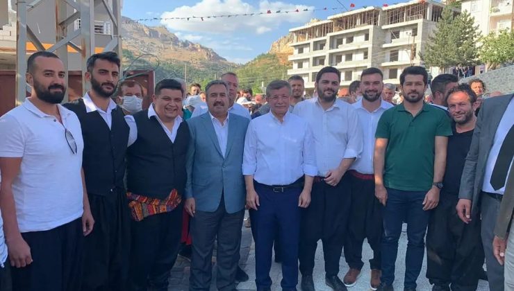 Gelecek Partisi Alanya İlçe Teşkilatı Davutoğlu ile buluştu