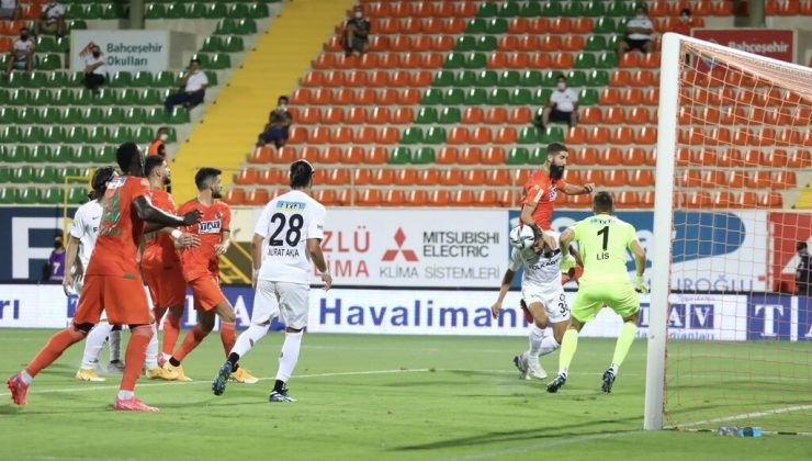 Alanyaspor kendi evinde 4 gol yedi I ALTAY’A FARKLI KAYBETTİK