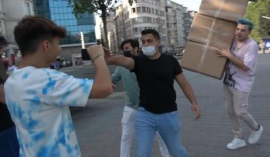 TikTok fenomeni, Taksim Meydanı’nda yaptığı şaka ile tepki çekti