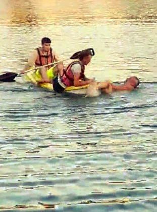İnatçı Rus turist yüzmenin yasak olduğu gölden güçlükle çıkartıldı I VİDEO HABER
