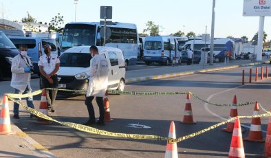Havalimanındaki tramvay durağından aşağı atlayan turist hayatını kaybetti