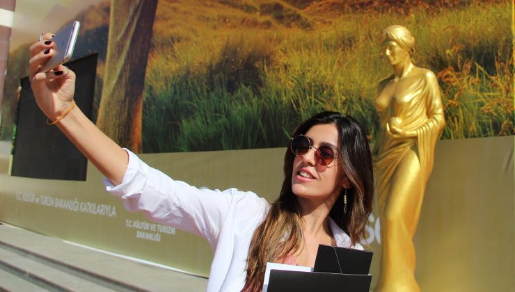 Antalya Altın Portakal Film Festivali için 58 Venüs heykeli yerini aldı I VİDEO HABER