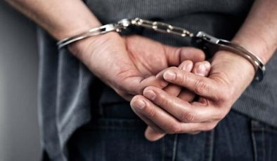 Alanya’da trafikte dehşet saçan sürücü tutuklandı