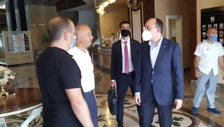 Ticaret Bakanı Mehmet Kuş geceyi Alanya’da geçirdi