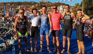 Antalya’dan Alanya Triatlonu’na 8 sporcu katıldı