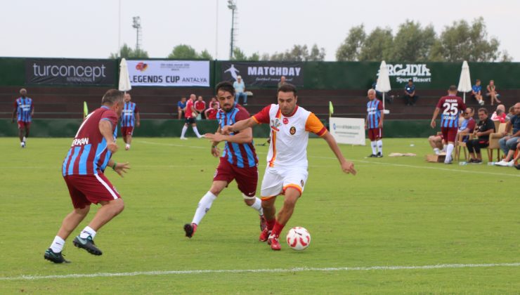Efsaneler Kupası ile futbol efsaneleri Antalya’da