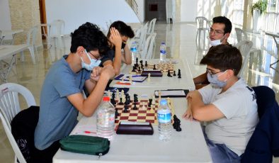 29 Ekim Satranç Turnuvası düzenlendi