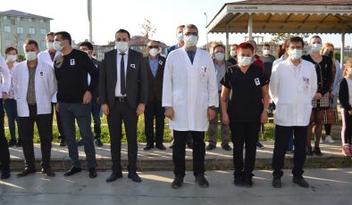 Alanya’da sağlık çalışanları da Ulu Önder Atatürk’ü unutmadı