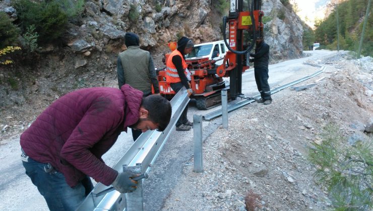 Antalya BŞB tehlikeli yollar için önlem almaya devam ediyor  I VİDEO HABER