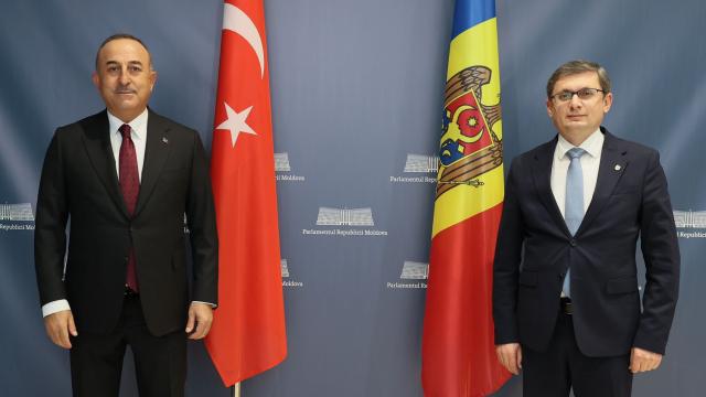 Bakan Çavuşoğlu’dan Moldova’da Alanya örneği