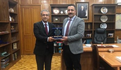 Rektör Kalan, Özbekistan Büyükelçisi Olgan Bekar ile bir araya geldi