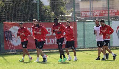 Alanyaspor, Adana Demirspor maçı hazırlıklarına başladı