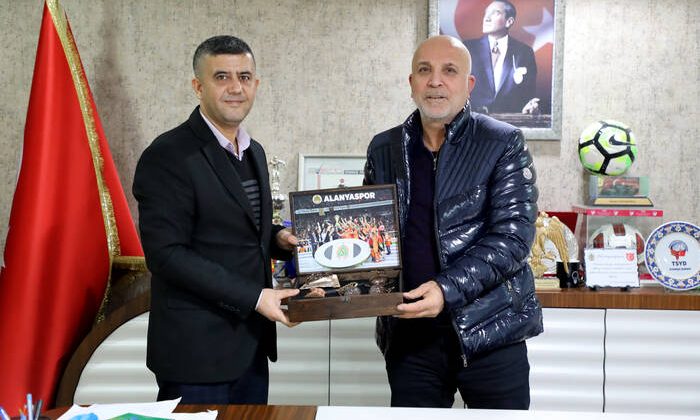 Müdür Karlıbaş’tan Başkan Çavuşoğlu’na ziyaret