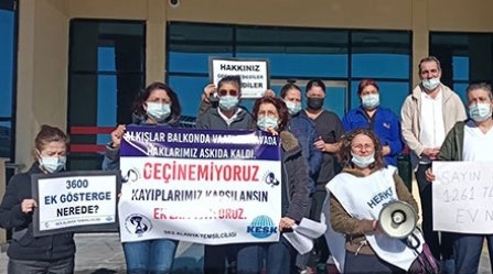 Alanya’da sağlık emekçileri maaş bordrolarını yaktılar