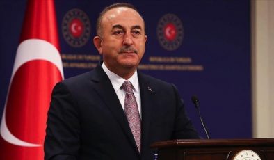 Bakan Çavuşoğlu, 8 gün arayla ikinci kez koronaya yakalandı
