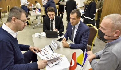 Antalya OSB ihracat ağını genişletiyor