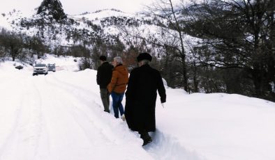 Alanya’da yoğun kar mücadelesi