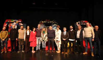 Alanya Belediye Tiyatrosu’ndan ‘Dünya Tiyatro Günü’ için yeni oyun