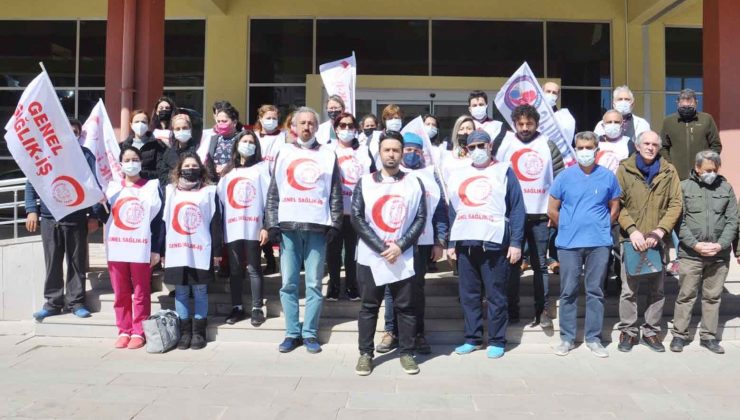 Sağlıkçılar Gazipaşa’da da grev yaptılar