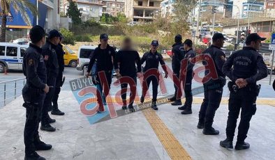 Alanya’da husumetli aileler arasında çıkan kavgada 8 tutuklama!