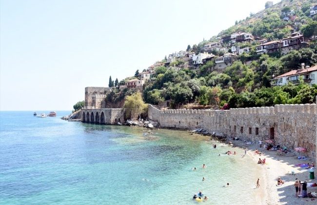 Antalya’ya yılın ilk 3 ayında kaç turist geldi