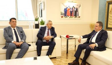 Başkan Böcek, TESK Başkanı Palandöken ile bir araya geldi