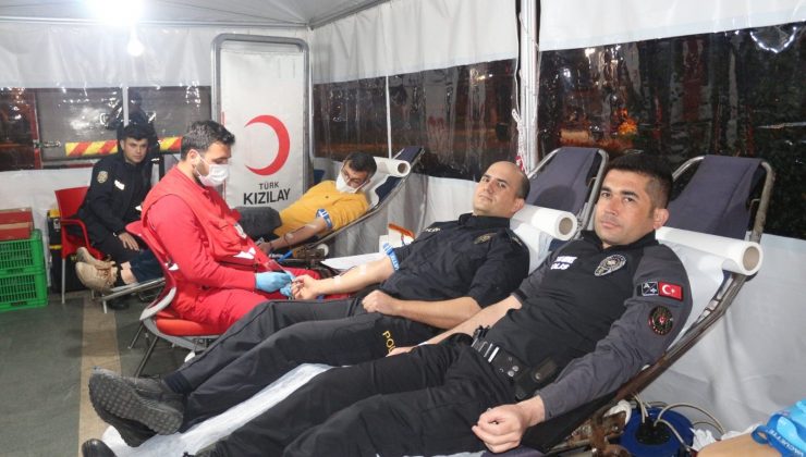 Alanya Emniyeti ve Türk Kızılayı’ndan kan bağışı kampanyası