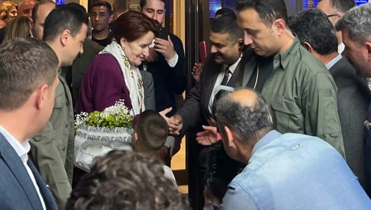 İyi Parti lideri Akşener’e coşkulu karşılama