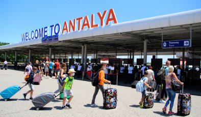 Antalya Havalimanı 474 bin 752 yolcu ağırladı