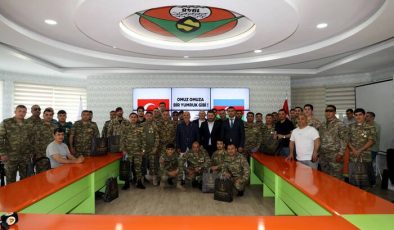 Başkan Çavuşoğlu, Azerbaycanlı gazileri misafir etti
