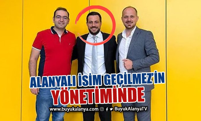 Alanyalı avukat Antalya Barosu’nda güven tazeleyen Geçilmez’in ekibinde