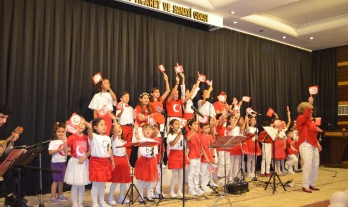 ÇYDD Alanya Çocuk Kulübü’nden renkli konser
