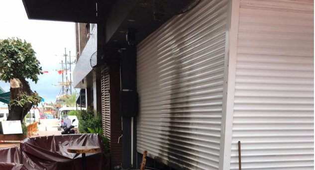 Alanya Barlar Sokağı’nda molotoflu saldırı