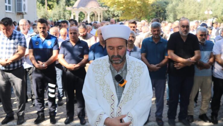 Alanya’da Filistinliler için gıyabi cenaze namazı kılındı