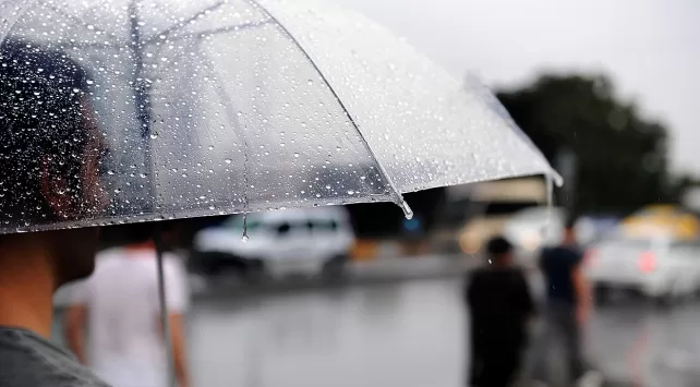 Alanya’da bugün sakın şemsiyenizi unutmayın