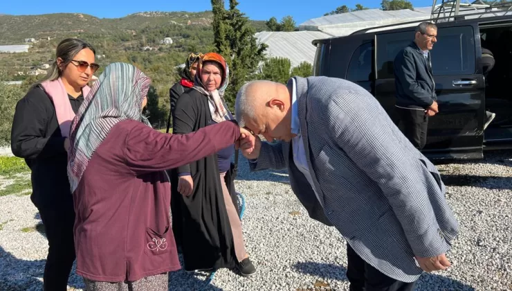 Mehmet Şahin’den şehit ailesine anlamlı ziyaret FOTO GALERİ