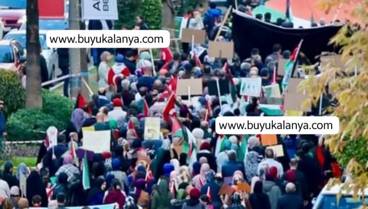 Alanya’da yüzlerce vatandaş Filistin için yürüdü