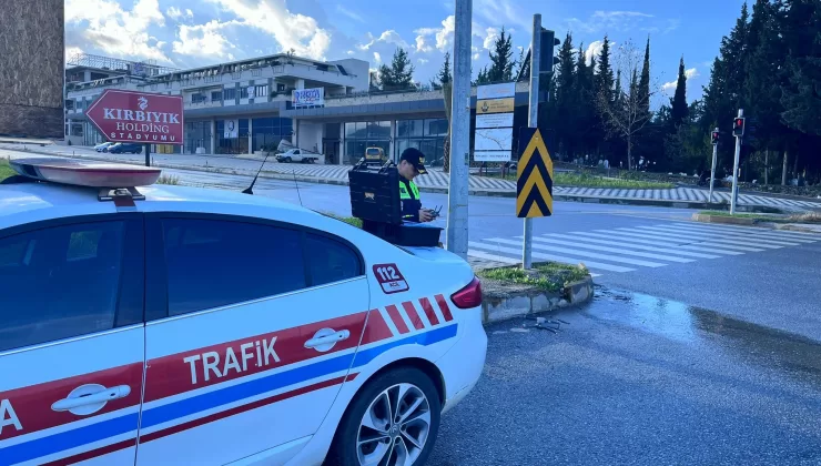 Antalya’da jandarmadan dronlu cep telefonu denetimi