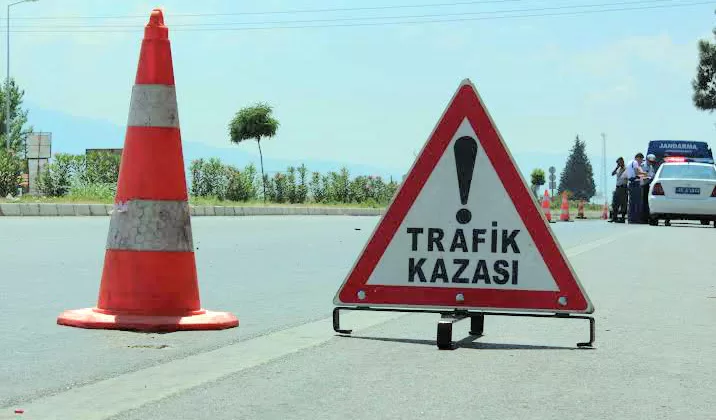 Alanya’da motosiklet kazası: 2 YARALI