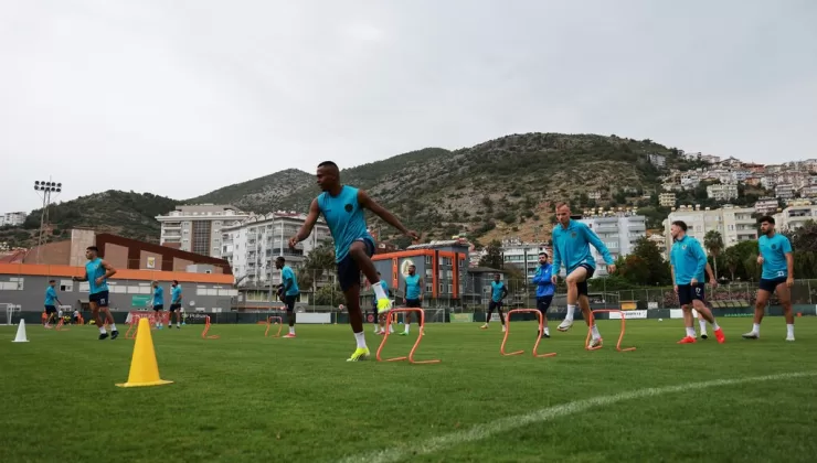 Alanyaspor İstanbulspor maçı hazırlıklarını TAMAMLADI