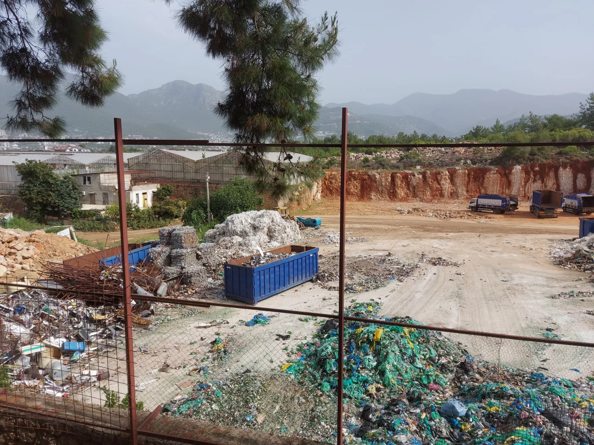 Dårlig lukt og søppel SKAMMEN i Alanya Oba Karakocalı