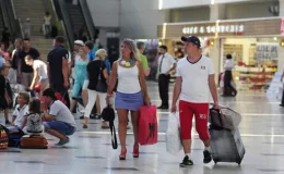 Antalya Havalimanı’nda yolcu trafiği 3 milyonu AŞTI